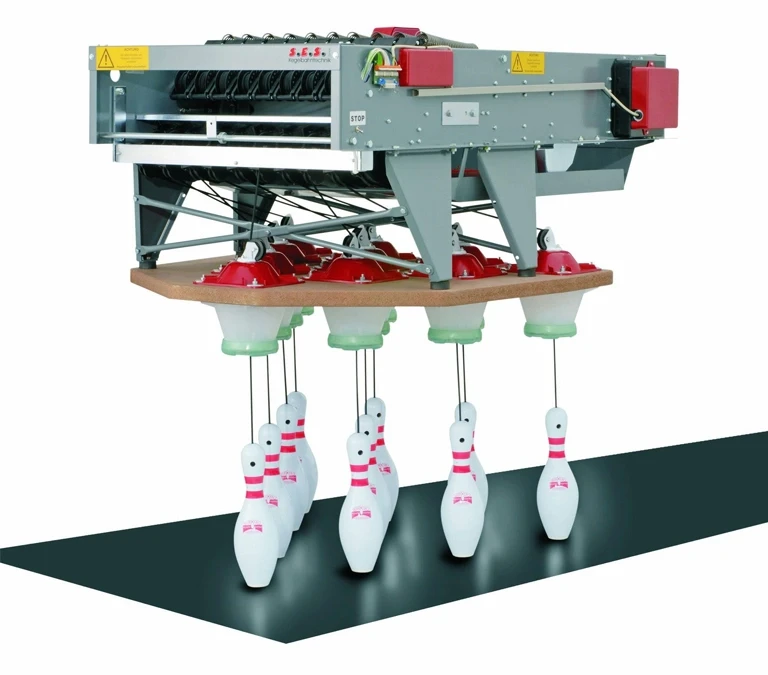 kule do&nbsp;kręgli w&nbsp;maszynie